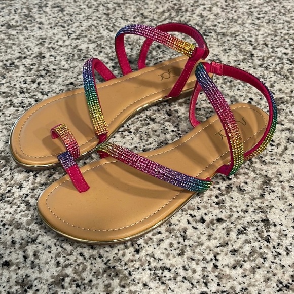 Sandals - Picture 3 of 3